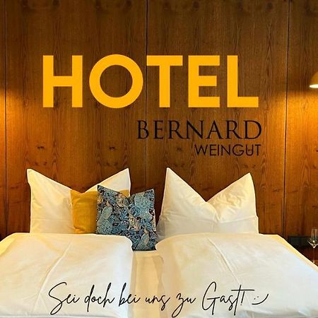 Hotel-Weingut Bernard Sulzfeld am Main Exterior photo